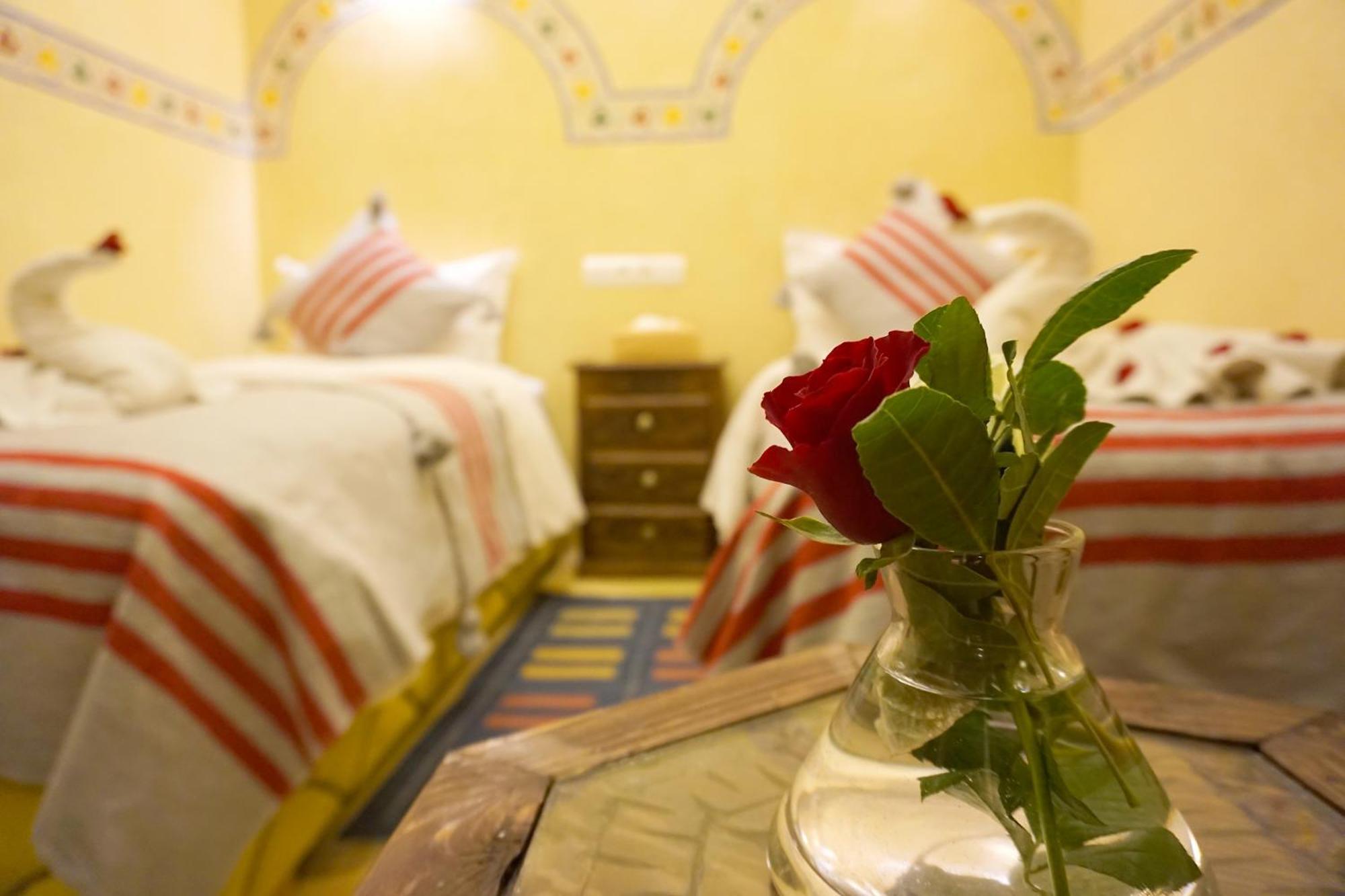 Flowers Riad Marrakesh Buitenkant foto